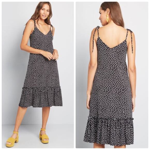 ModCloth Women's It's a‎ Go Tie Shoulder V-Neck Ruffle Hem Black Dress Medium - Picture 1 of 6